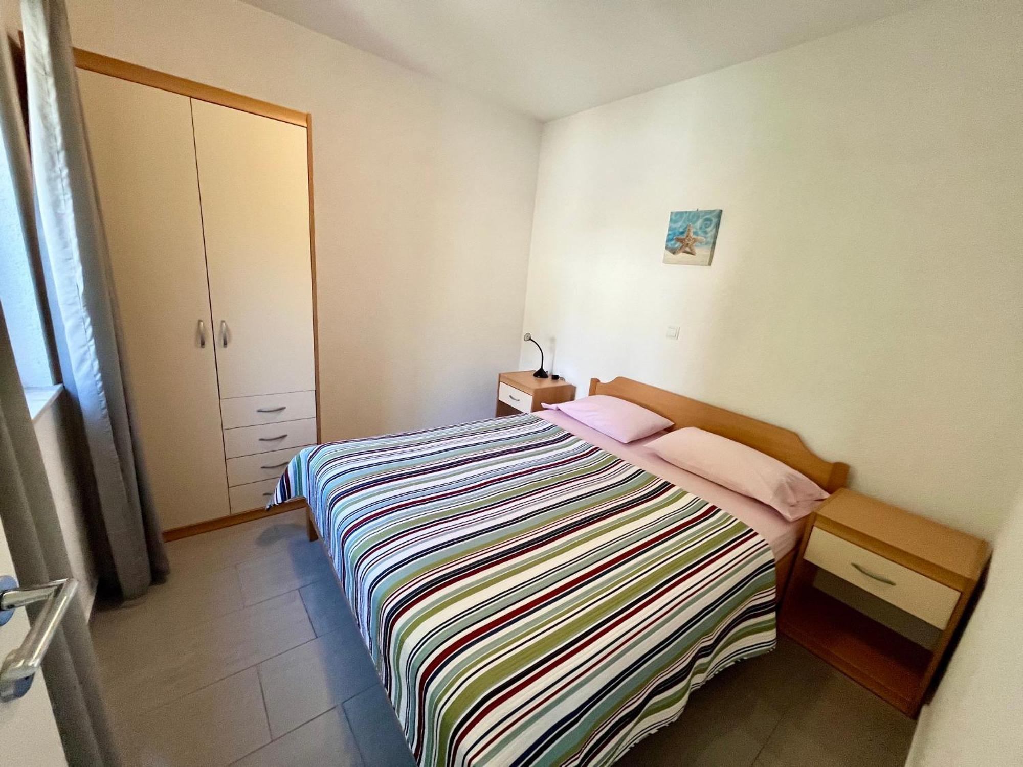 Gdinj Paradise Apartments - Robinson Getaway מראה חיצוני תמונה
