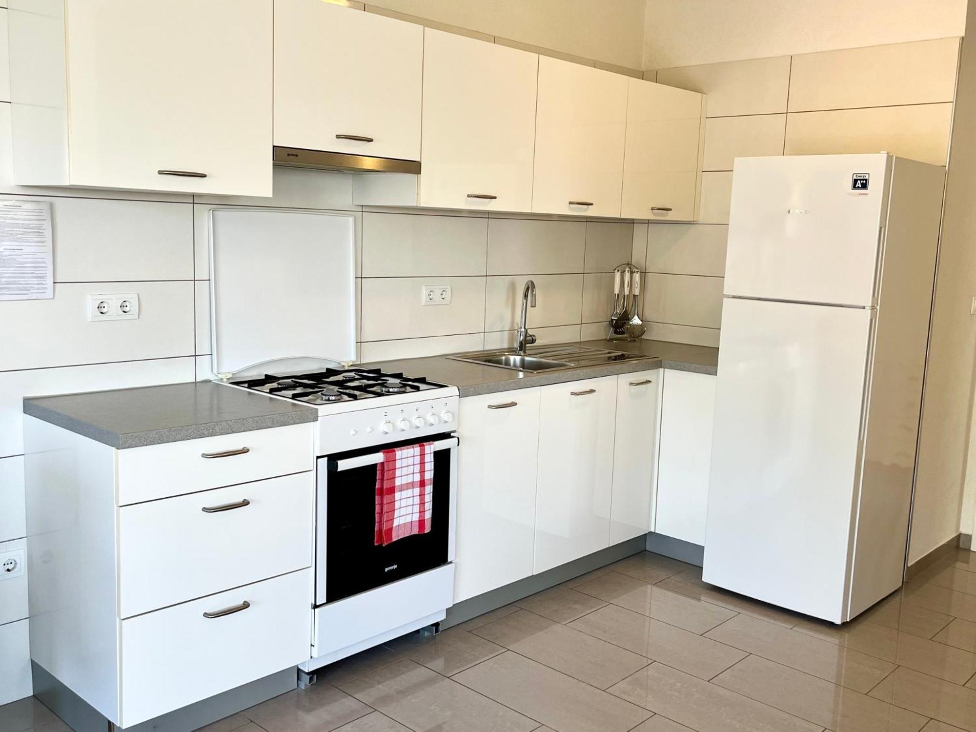 Gdinj Paradise Apartments - Robinson Getaway מראה חיצוני תמונה