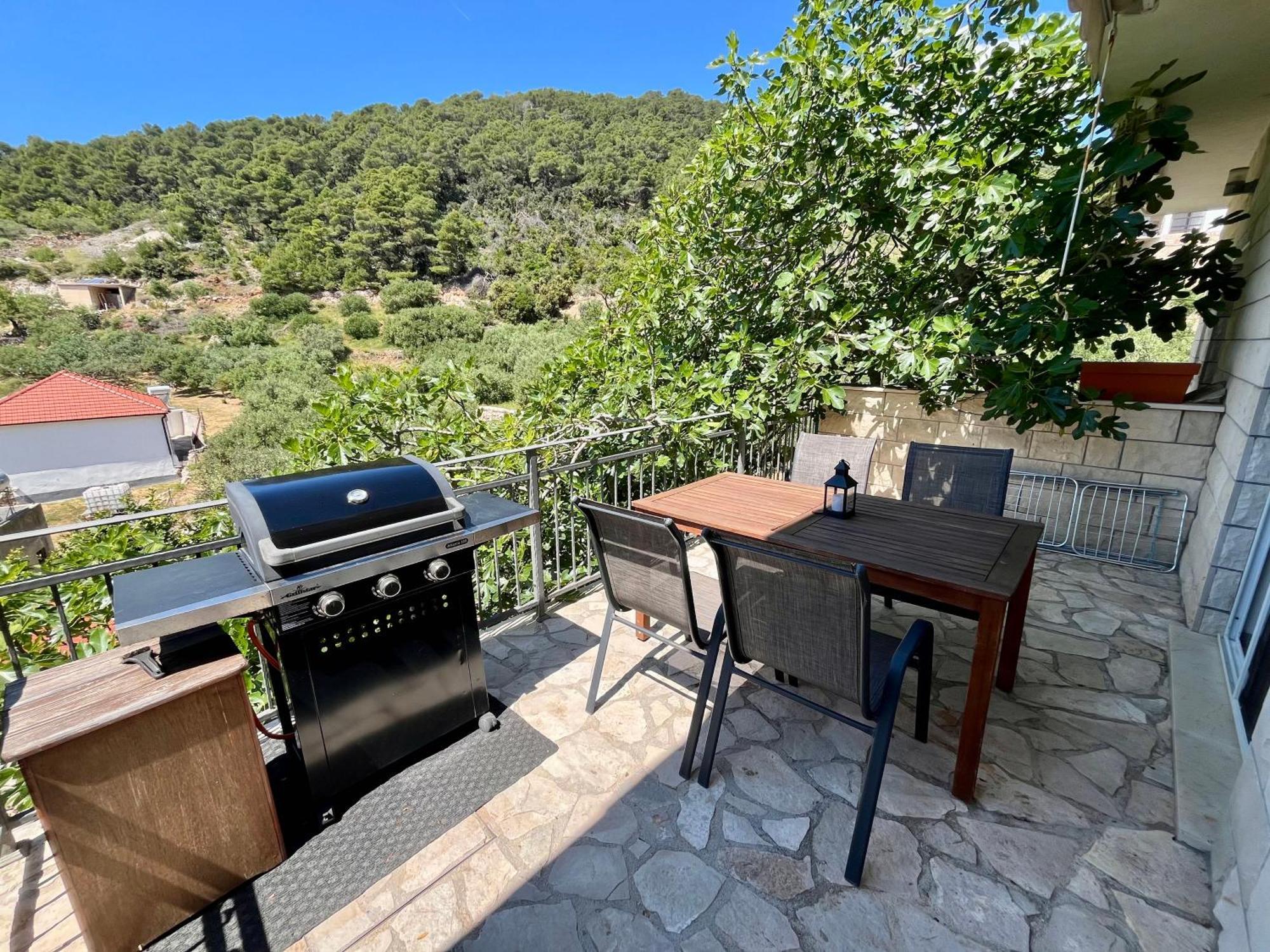 Gdinj Paradise Apartments - Robinson Getaway מראה חיצוני תמונה