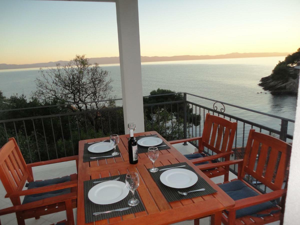 Gdinj Paradise Apartments - Robinson Getaway מראה חיצוני תמונה