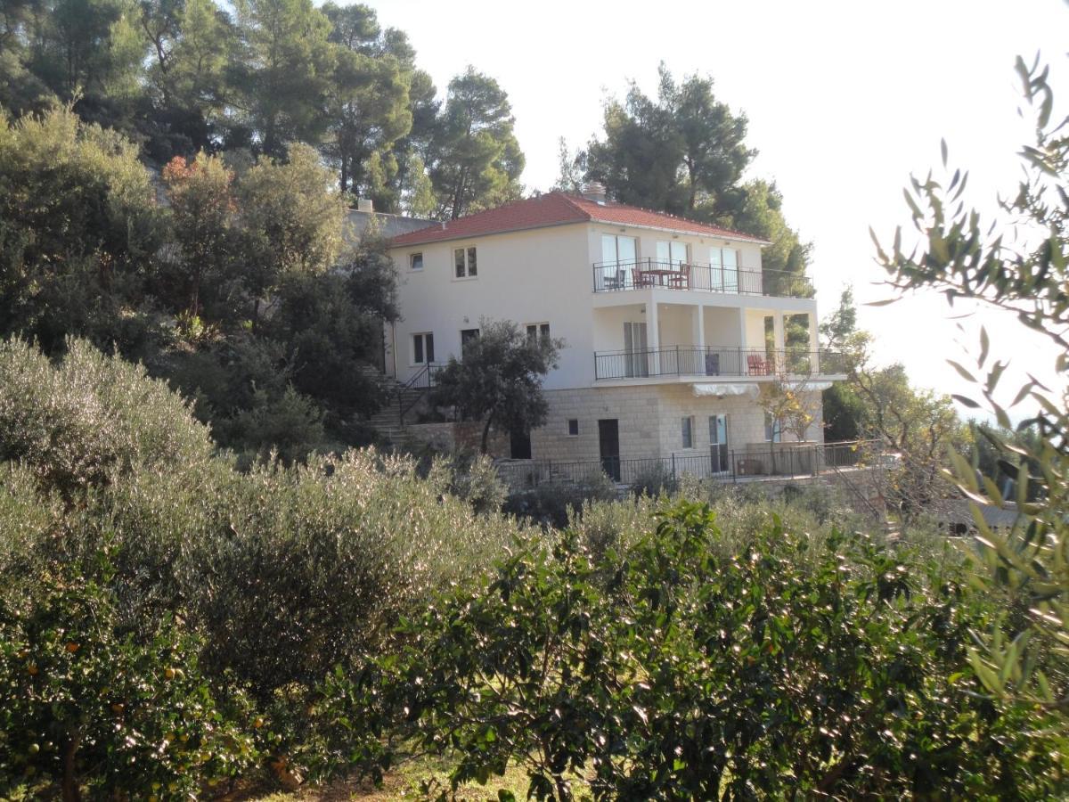 Gdinj Paradise Apartments - Robinson Getaway מראה חיצוני תמונה